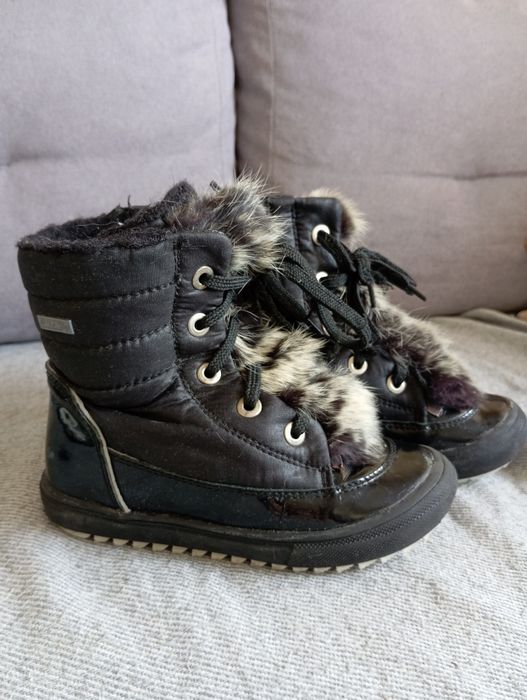 Wodoodporne buciki z futerkiem r. 26