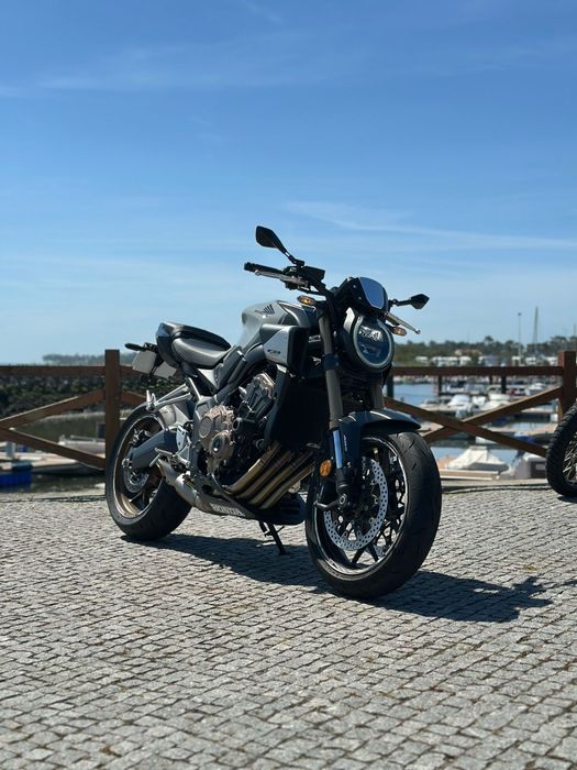 Honda CB650R 2024 "35 kw" Deslimitada