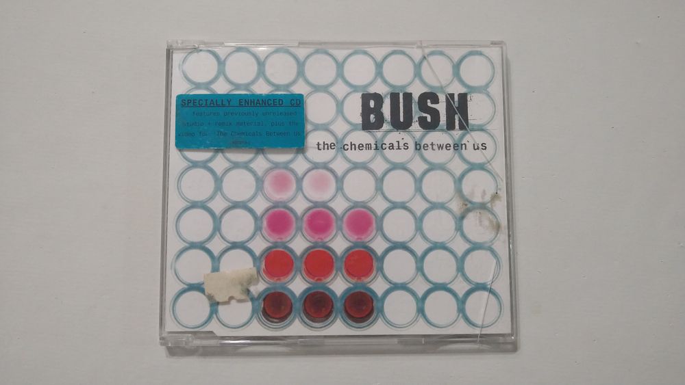 Bush - The Chemicals between us - Tenho vários CDs anunciados