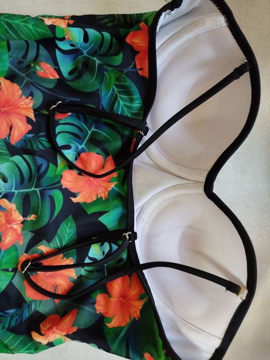 Купальник суцільний