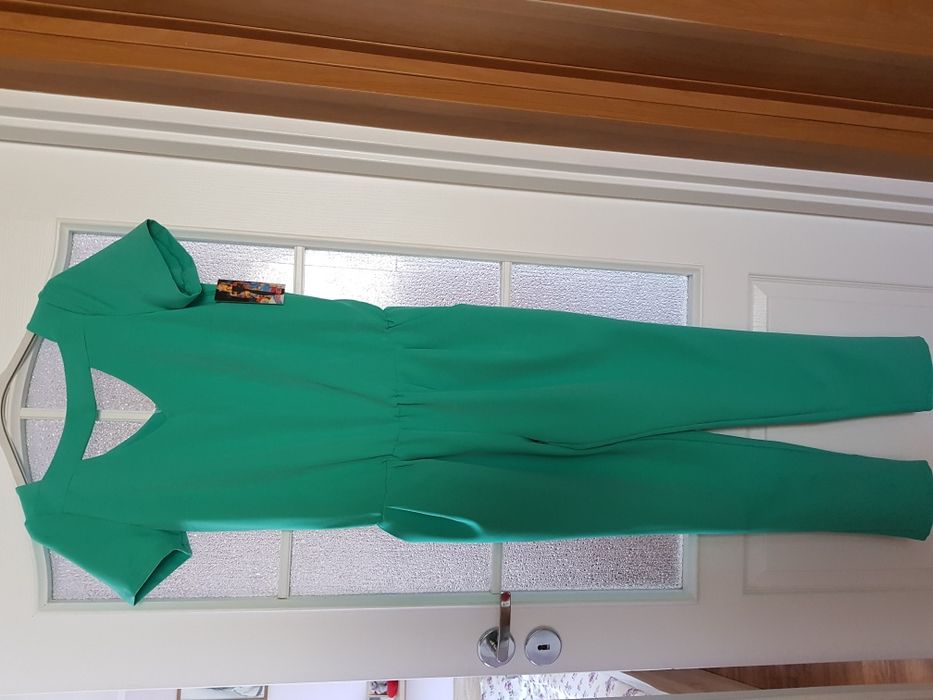 Seledynowy Nowy kombinezon rozmiar z metki 36