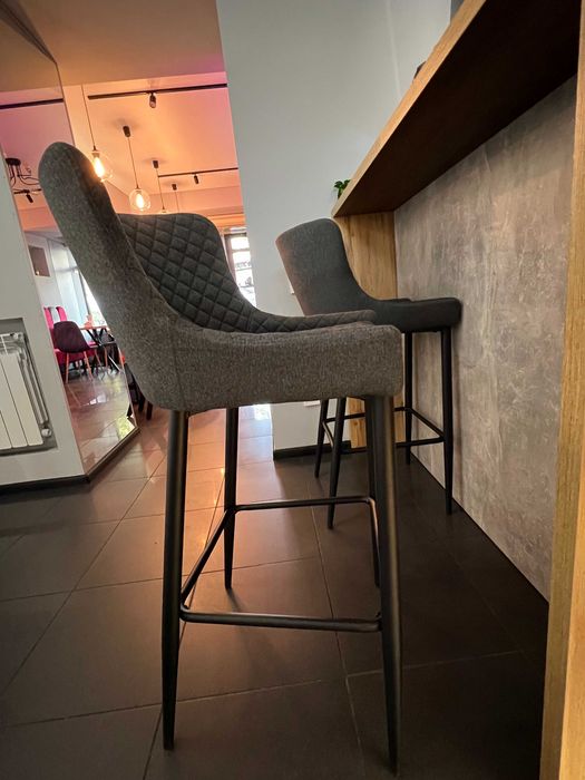 Оборудование та мебли для кавярні