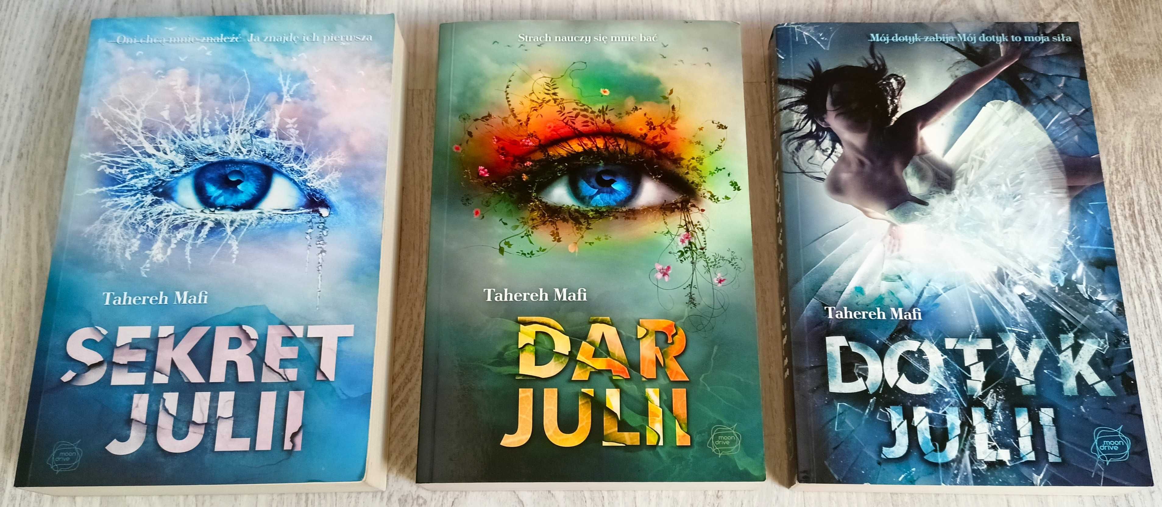3x Tahereh Mafi Dotyk Julii + Sekret Julii + Dar Julii