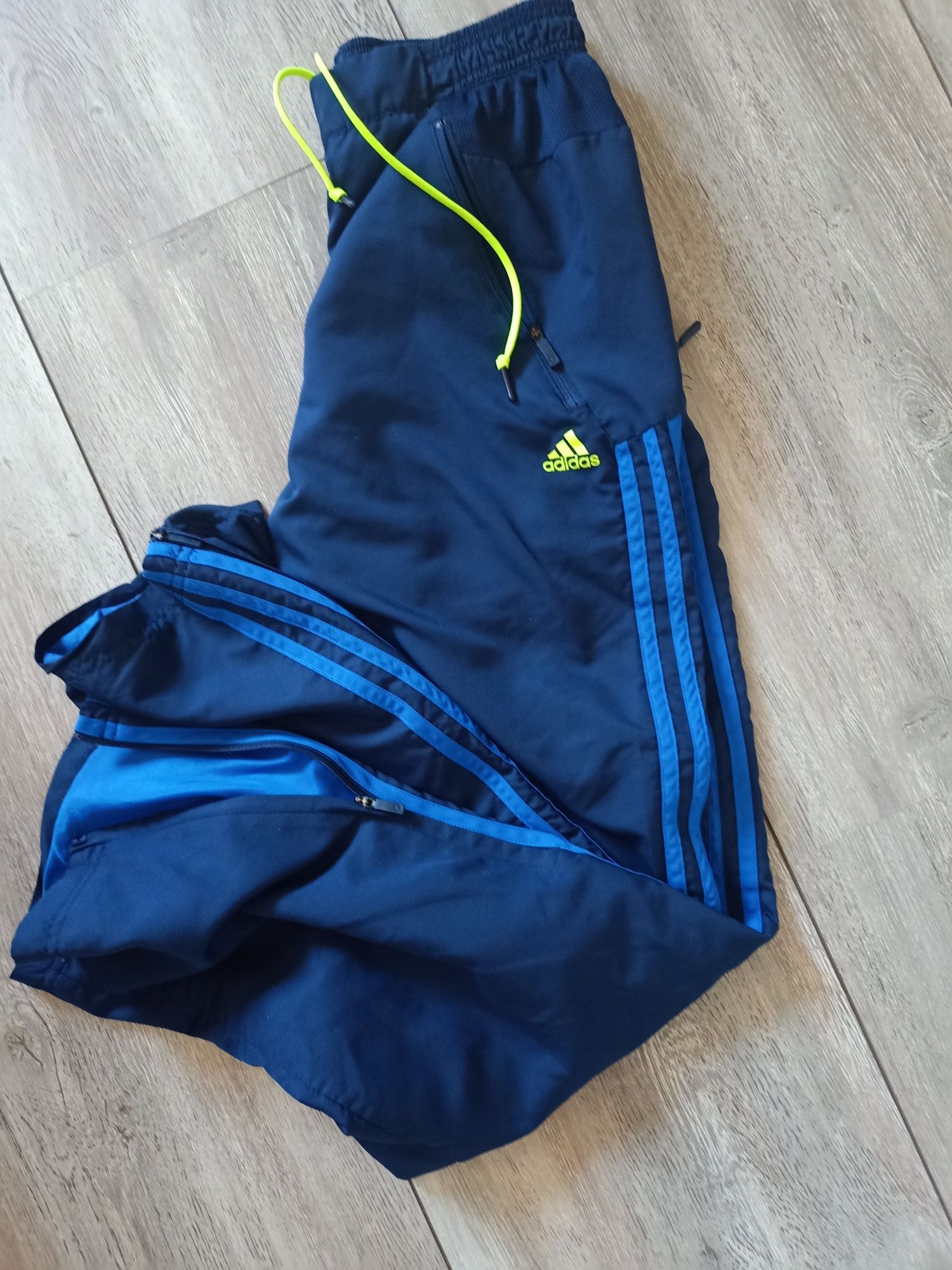 Adidas spodnie dresowe męskie