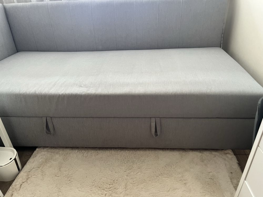 Łóżko z pojemnikiem 90x200