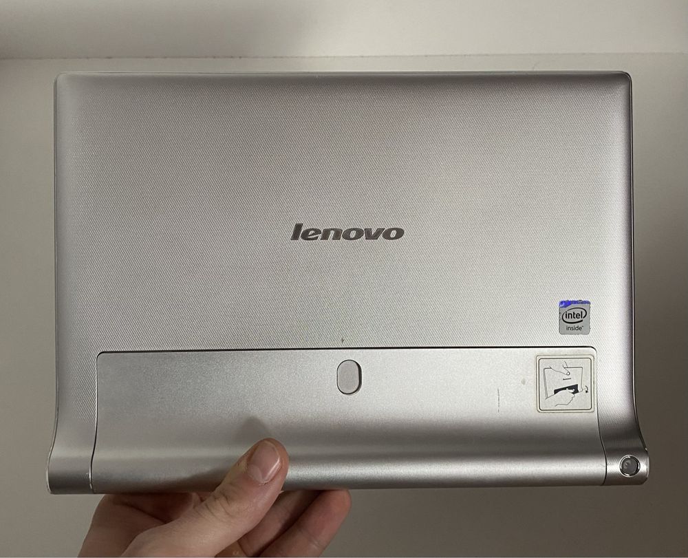 Планшет Lenovo YOGA tablet 2/ 2GB RAM/16GB ROM! D652