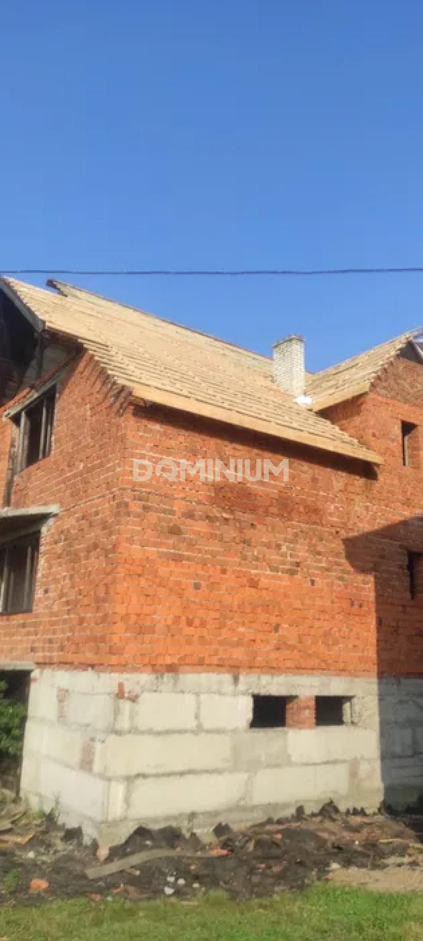 Продається новобудова у м. Хуст