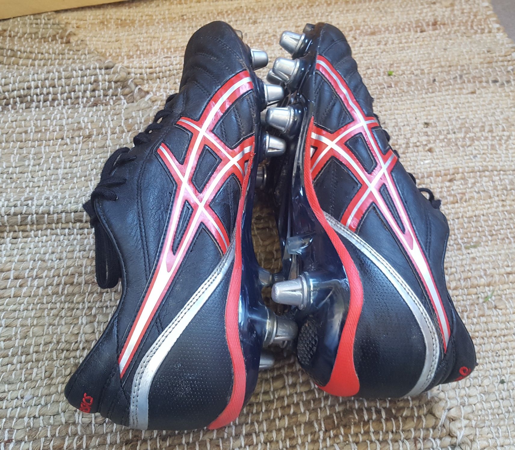 Asics korki metalowe 45