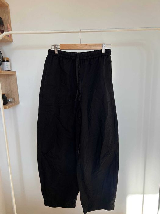 чорні котонові штани cos / штани cos