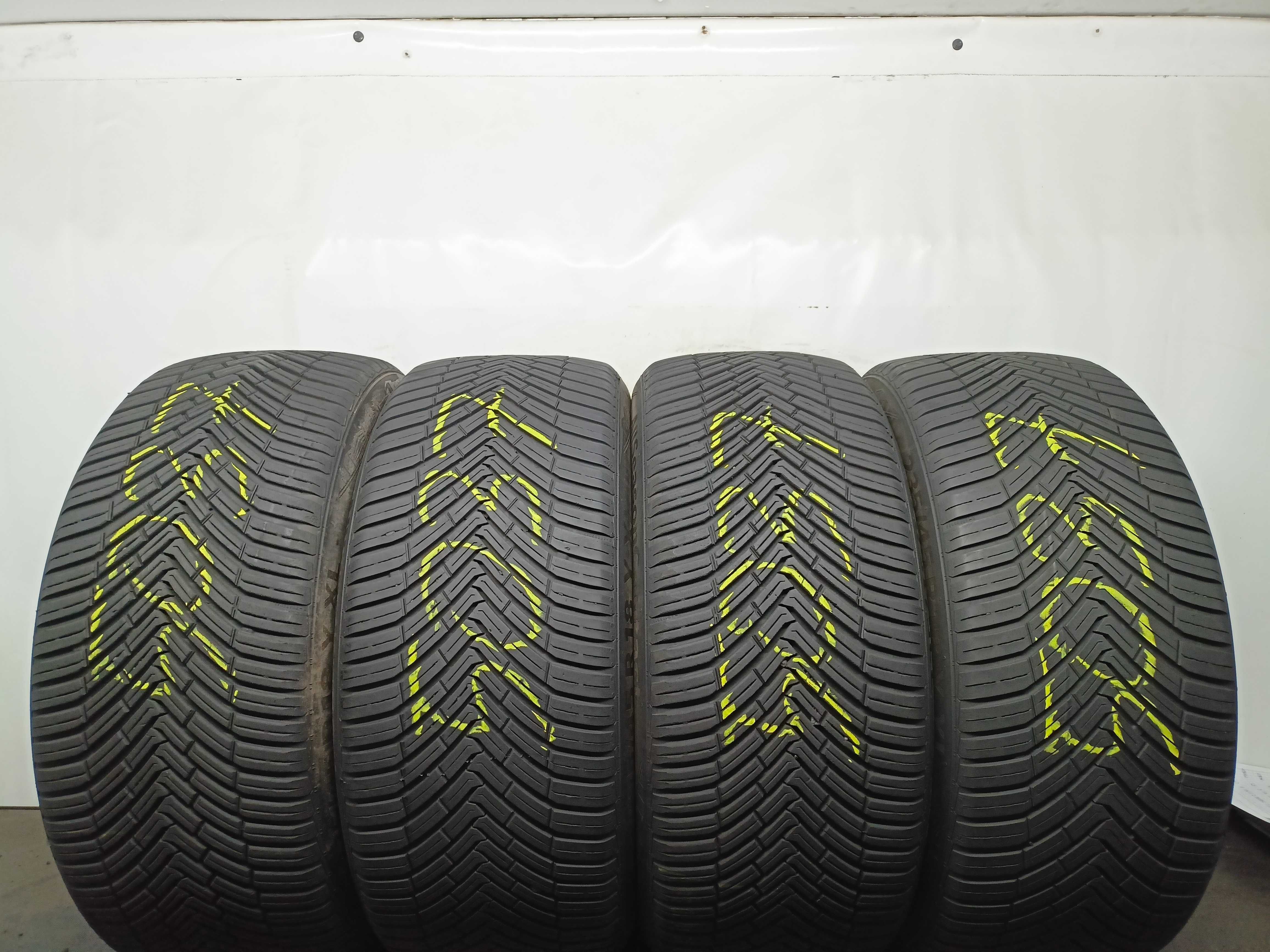 Continental AllSeasonContact 235/45/18 22r. 98Y 2x7,1mm 2x5,4mm (5037)