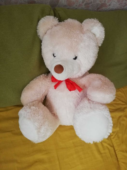 pluszowy duży miś jasny z kokardką walentynki przytulanka wys. 50cm