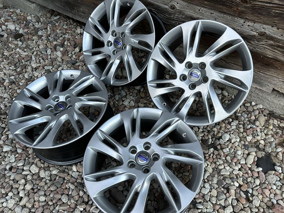 VOLVO V40 V60 S60 S80 V70 S40 XC60 kpl FELGI koła 18” 5x108 ET50 okazj