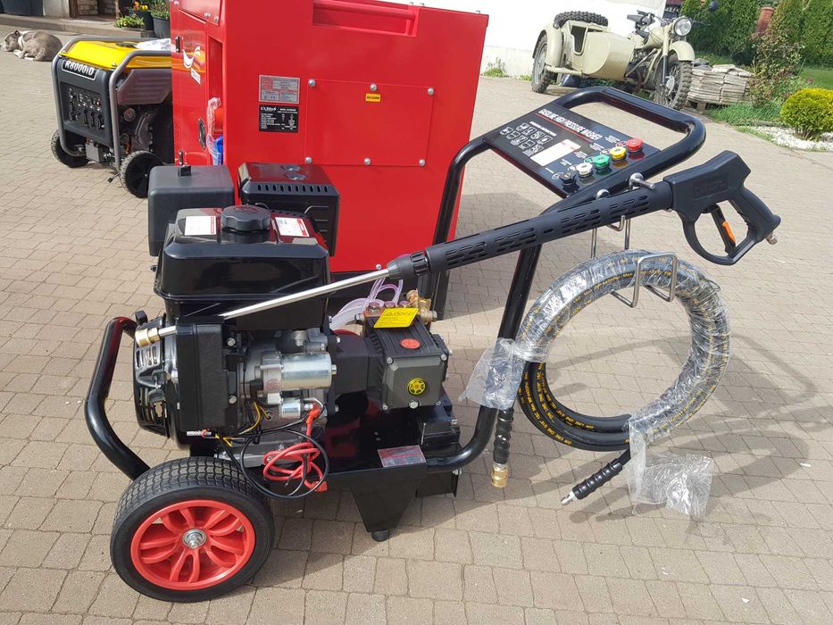 Myjka ciśnieniowa 275 bar  18l/min 1080l/h