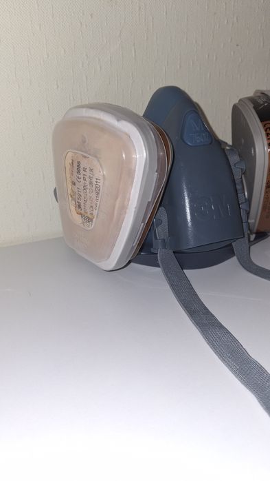 Продаю Респіратор 3М 7502 + фільтри стан ідеальний