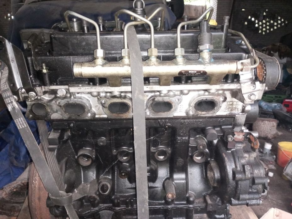 Silnik master 2.5 dci