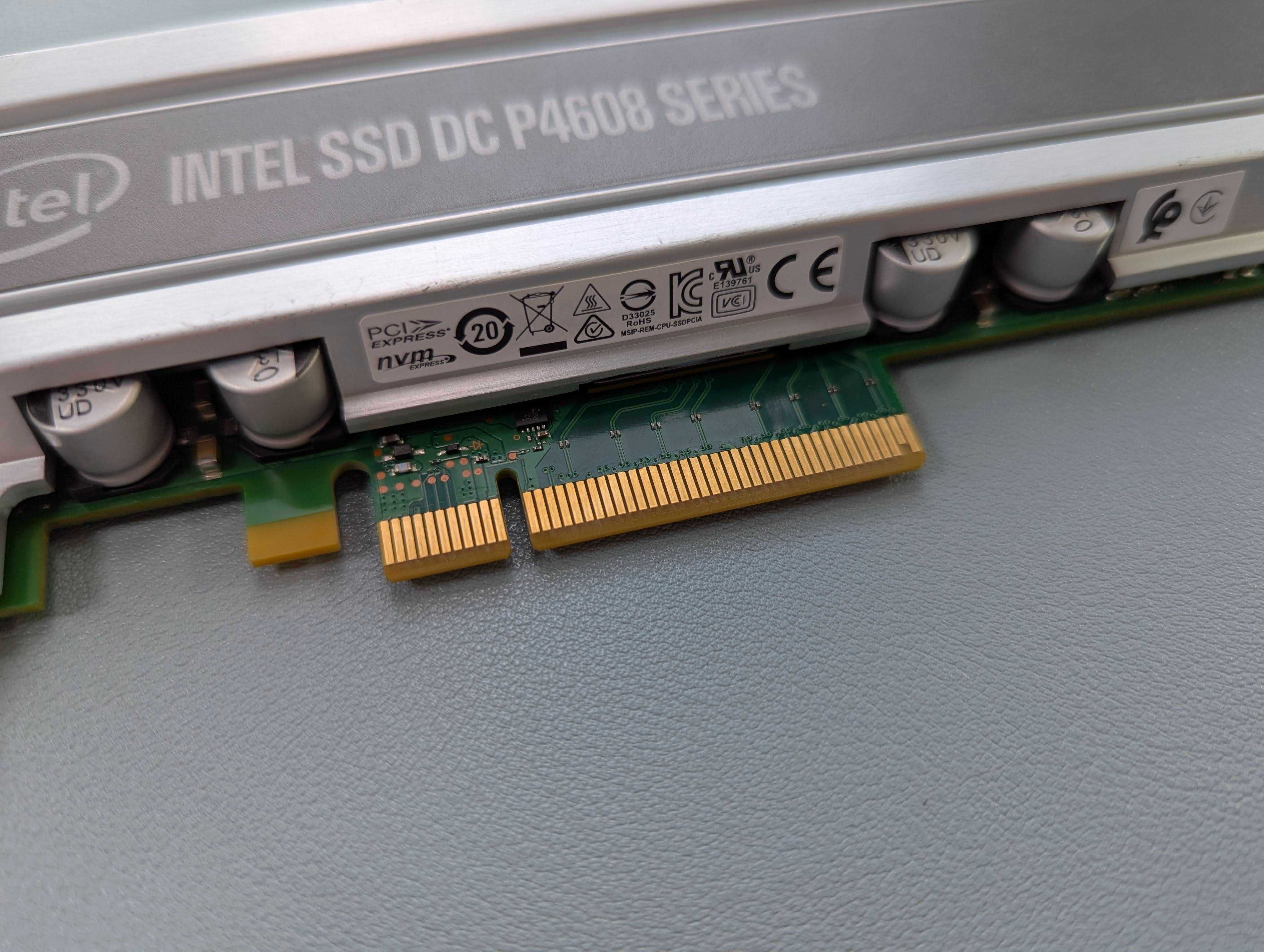 PCI-E SSD накопичувач диск ссд Intel DC P4608 6.4 Tb (3.2) pci express