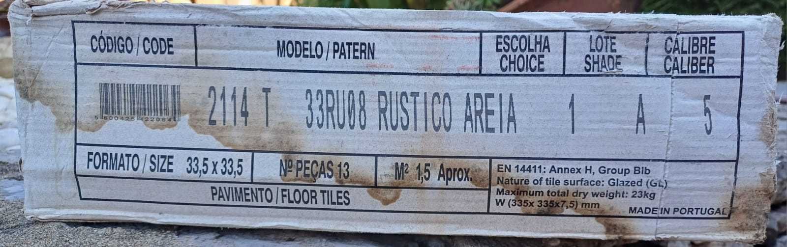 Pavimento cerâmico