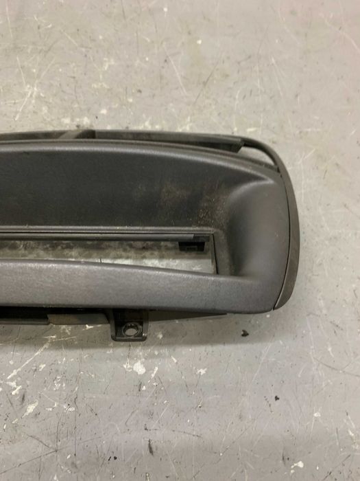 Fiat Punto II 2 Kratka Wentylacyjna Panel Radia
