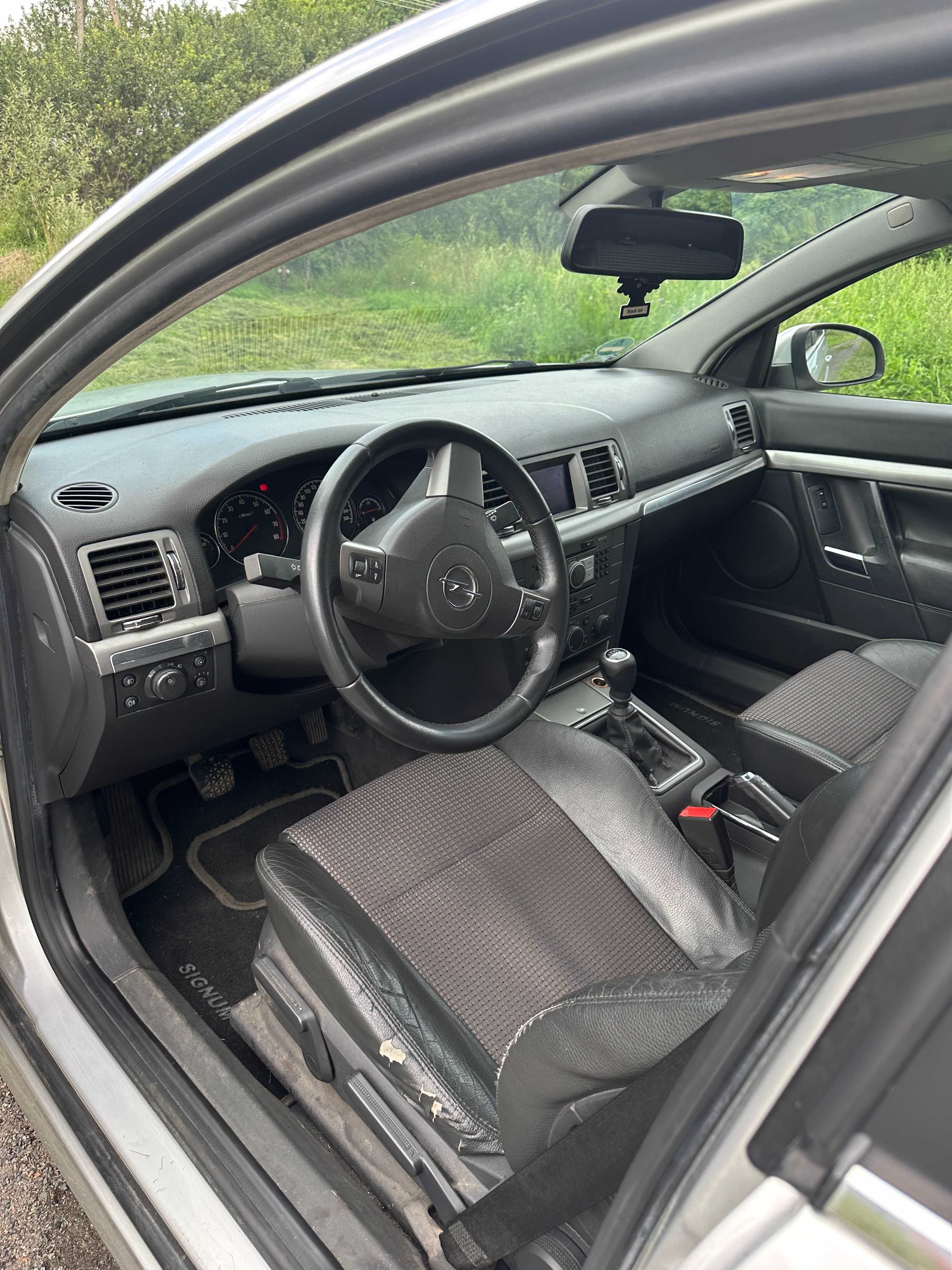 Opel Signum 1.8 2007 Benzyna + LPG