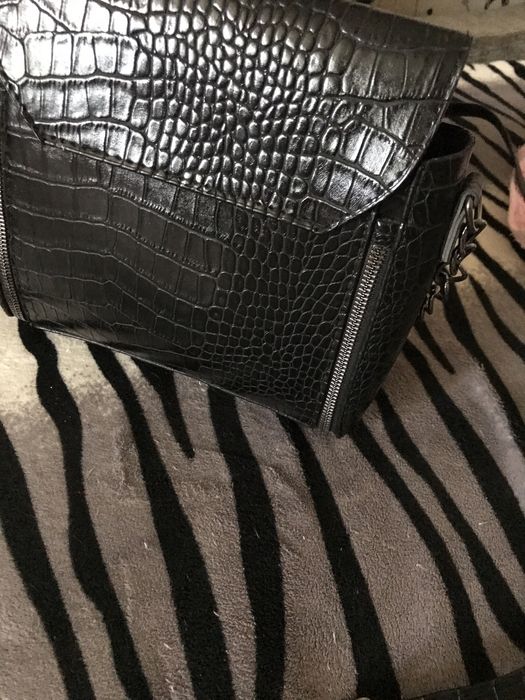 Продам женскую сумку