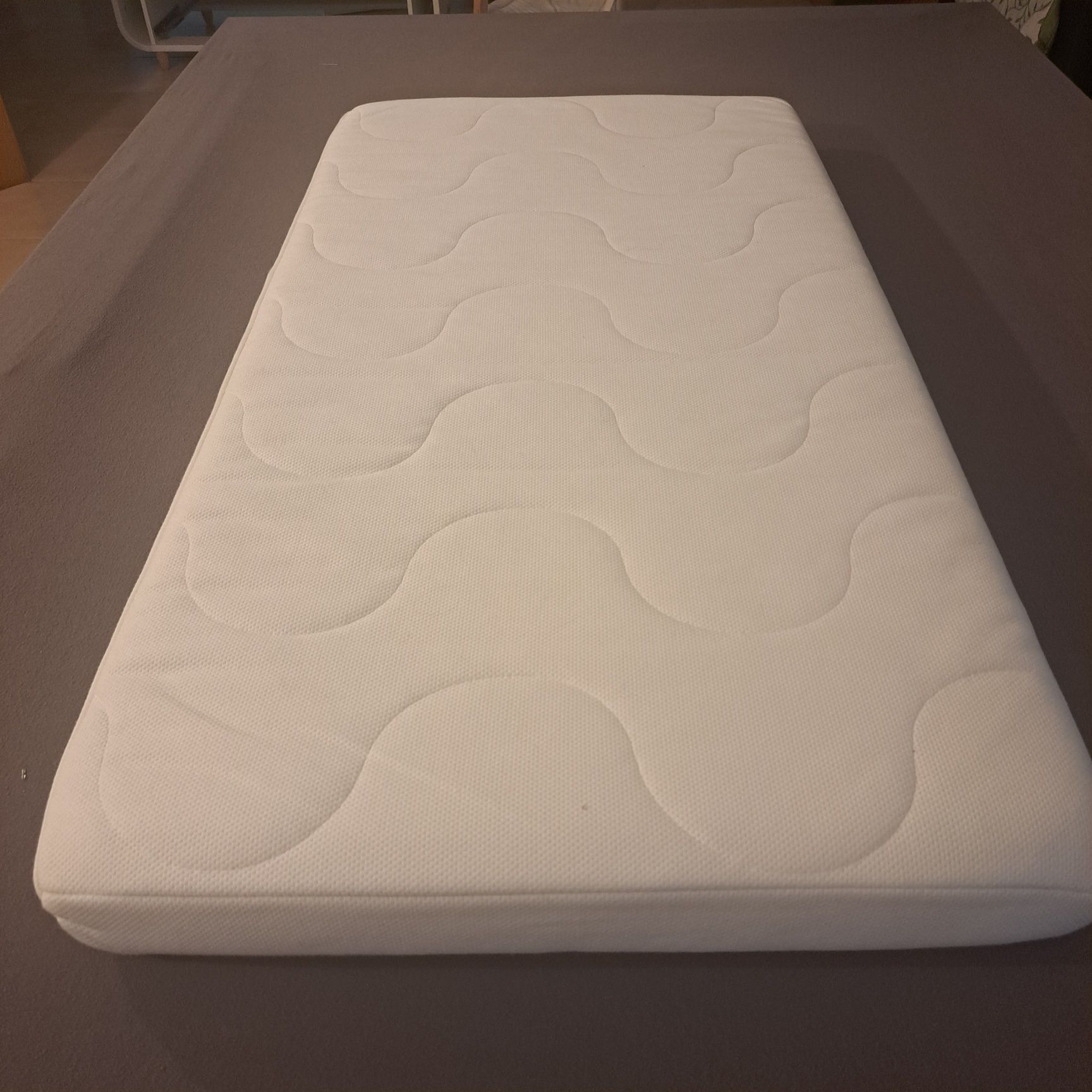 Conjunto berço  e trocador Myllra- ikea