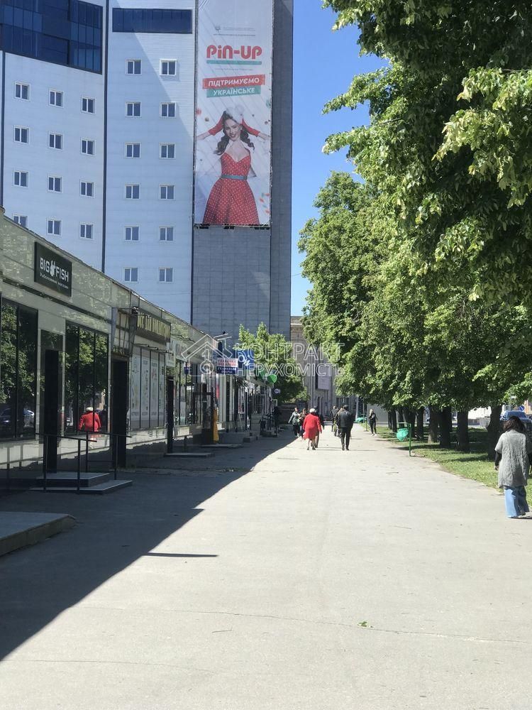 Аренда магазин, салон,кабинет, обменка 20 кв.м. метро Гагарина
