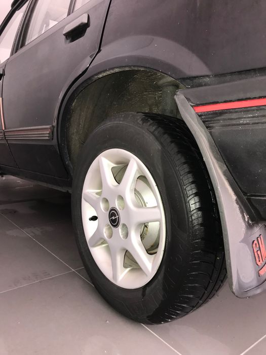 Opel Corsa A clássico como novo