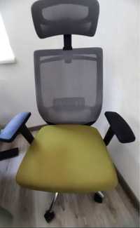 Кресло для компьютера регулирующееся