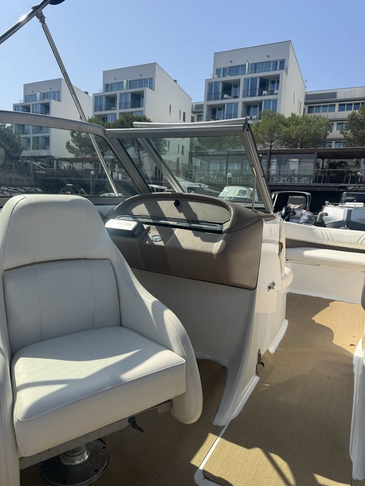 Cobalt Marine 232