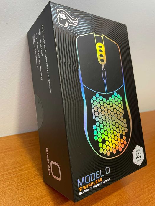 Rato Glorious Model O Wireless - NOVO/SELADO