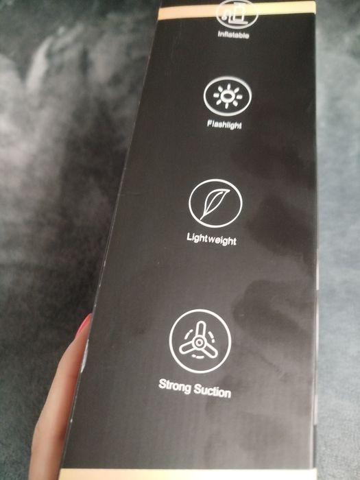 Bezprzewodowy przenośny poręczny odkurzacz