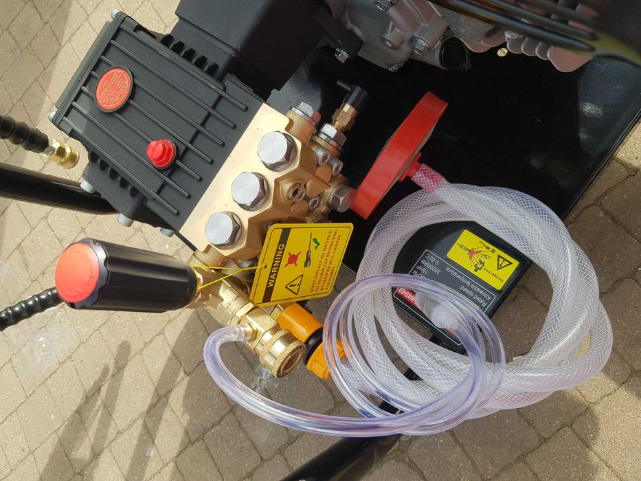 Myjka ciśnieniowa 275 bar  18l/min 1080l/h