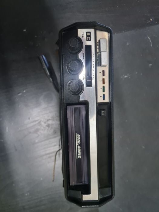 Auto radio   vintage
