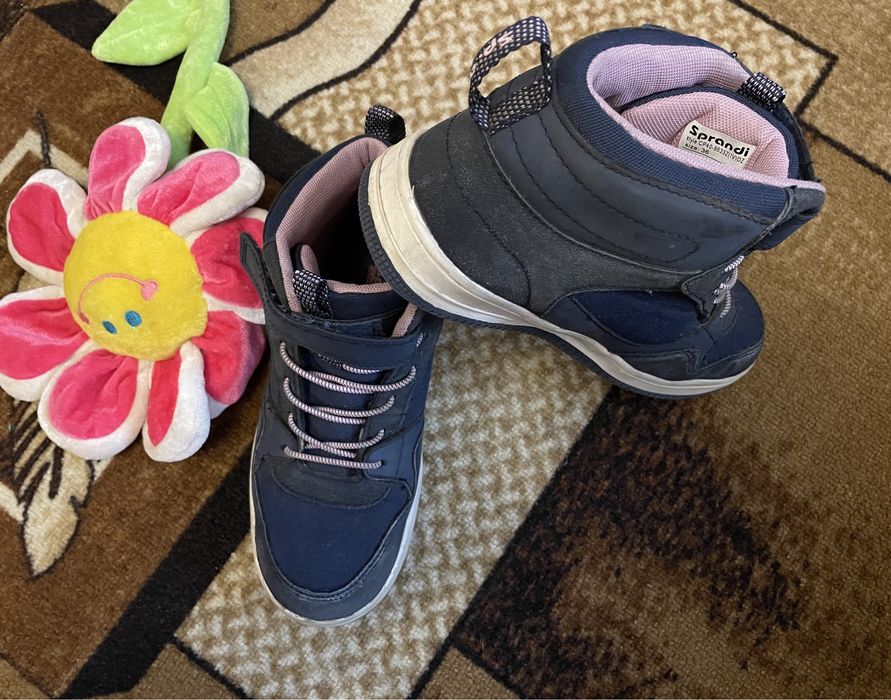 Демісезоні кросівки, ботинки