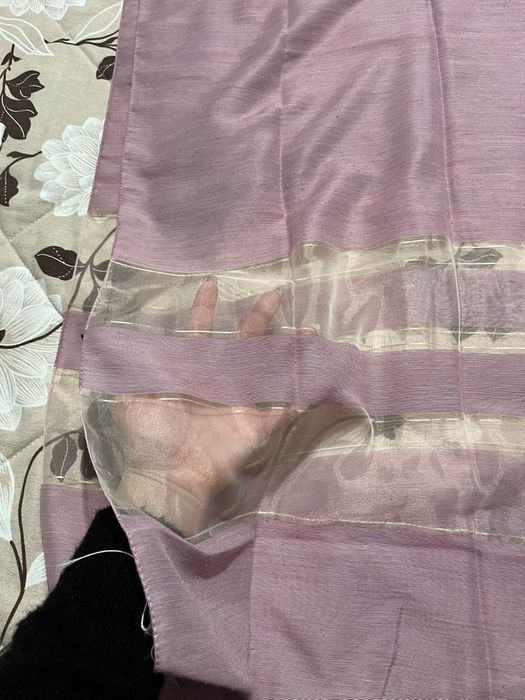 Lenço rosa de senhora com transparências como novo
