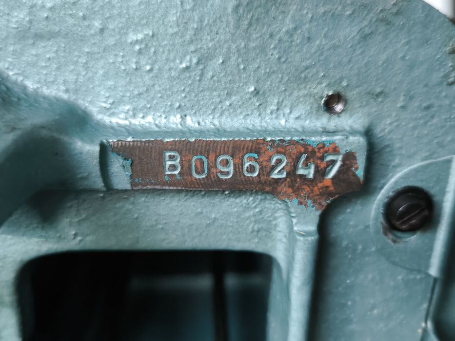 Продам швейну машинку Чайка-2 (СССР)