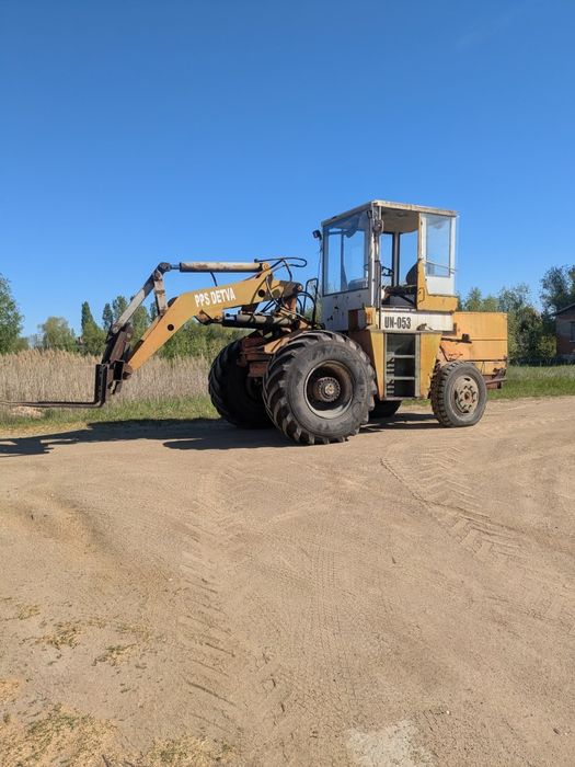 Продам погрузчик навантажувач un 053