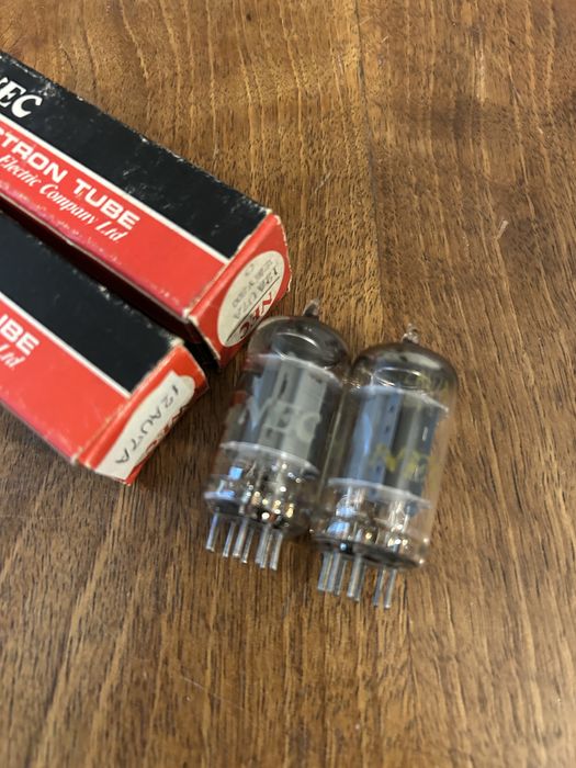 ECC82 12AU7 NEC Japan NOS lampy elektronowe