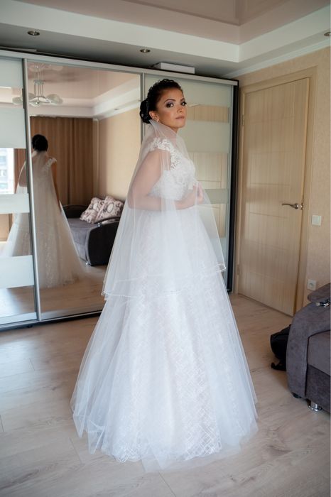 Продам свадебное платье