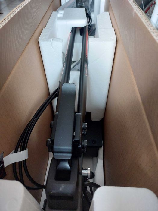 Hulajnoga elektryczna KuKirin G2 Ultra silnik 800 W*2 dostępny od ręki