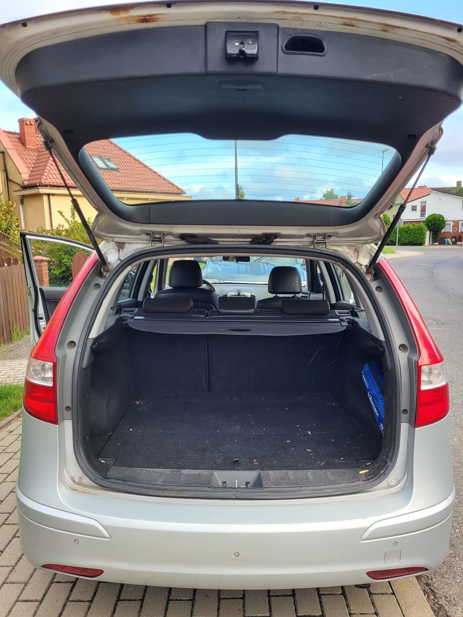 Hyundai i30cw 2011 1.6 diesel