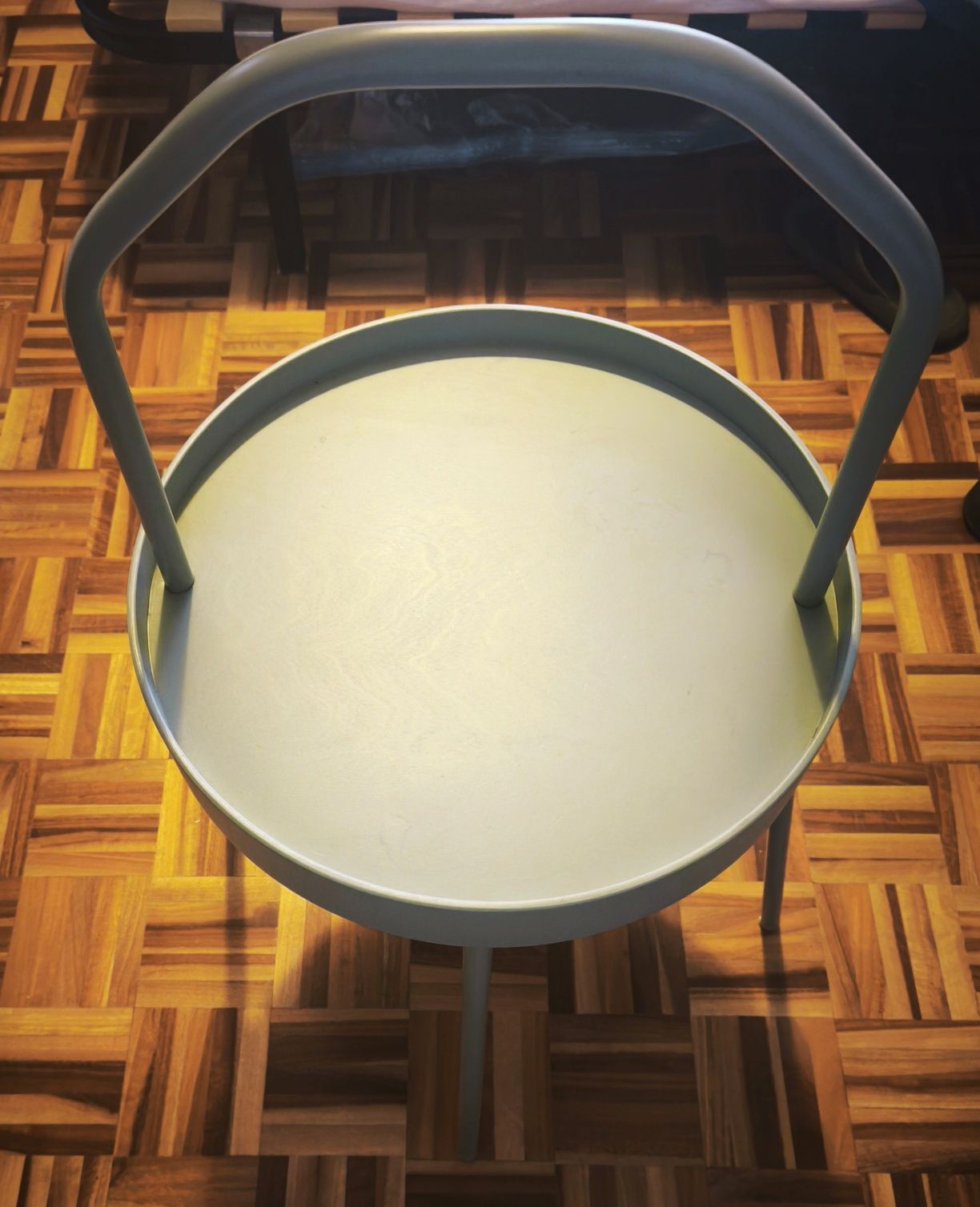 Mesa de apoio / Burvik