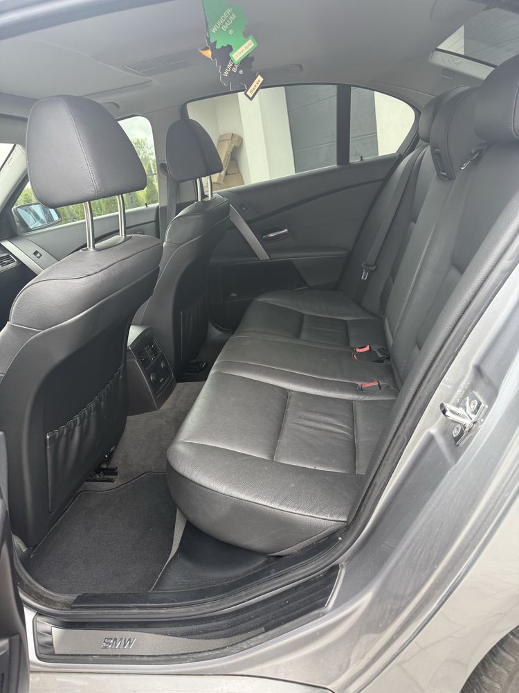 Sprzedam BMW E60 523i