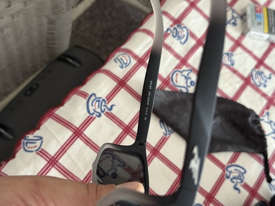 Oculos arnete usados uma vez completamente novos