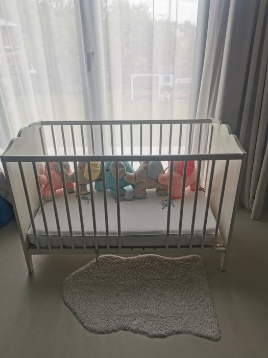Łóżeczko I materac IKEA VYSSA + słoniki gratis
