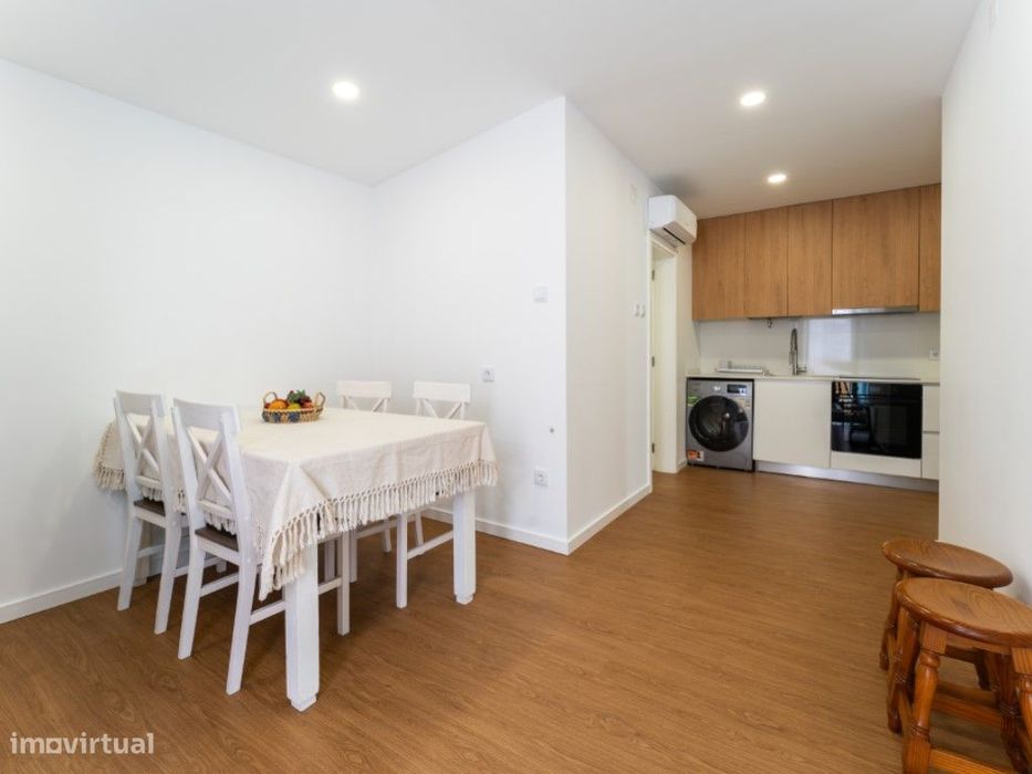 Casa T1+1 remodelada em Famalicão Nazaré a poucos minutos das praia...