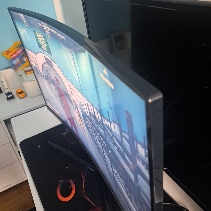 Monitor Samsung 27' Full Hd 144hz zakrzywiony Gamingowy !