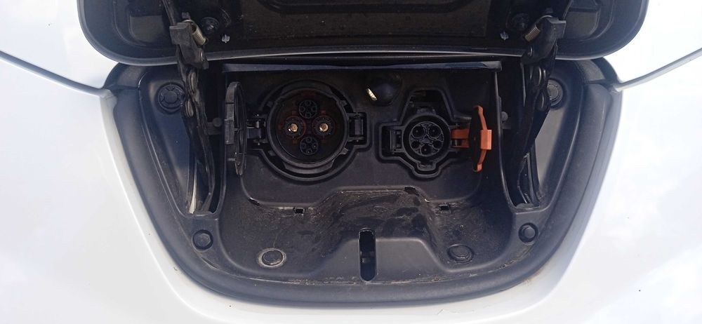 продам Nissan Leaf 2014 24kWt I покоління (FL)