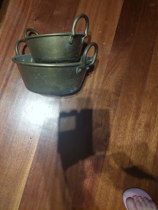 Dois TACHOS de LATÃO ANTIGOS