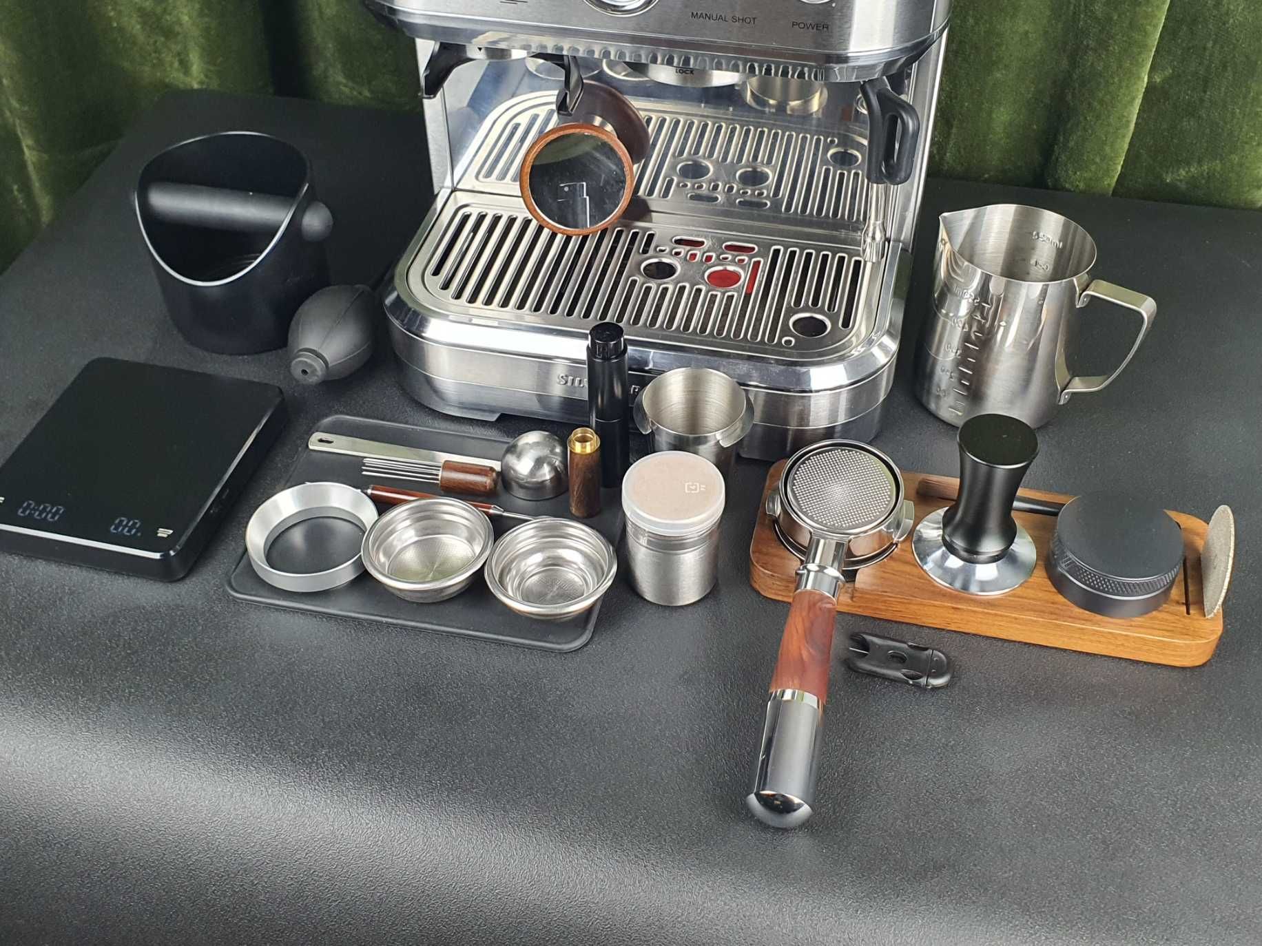 Profesjonalny ekspres kolbowy do espresso SSMP 1770 A2  Barista!